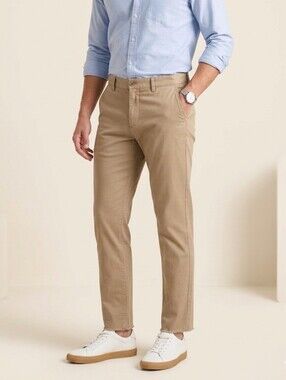 Nordstorm Tech-Smart Mens Size 35 W Khaki Chino Pants Beige Tan Pants